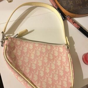 Chic Pink and Cream saddle Shoulder Bag